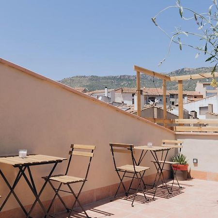 Apartaments La Rambla - Licorella - 4 Persones 科尔努德利亚 外观 照片