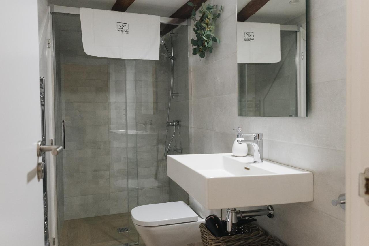 Apartaments La Rambla - Licorella - 4 Persones 科尔努德利亚 外观 照片
